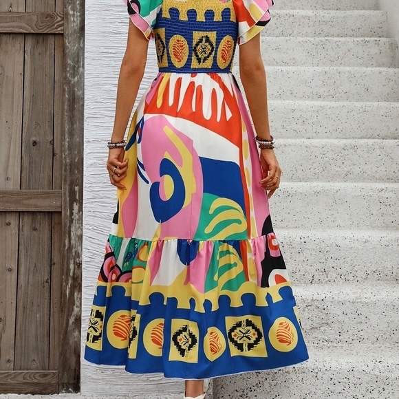 Women's Geometric Print V Neck Ruffle Short Sleeve Dress  - Picture 2 of 6